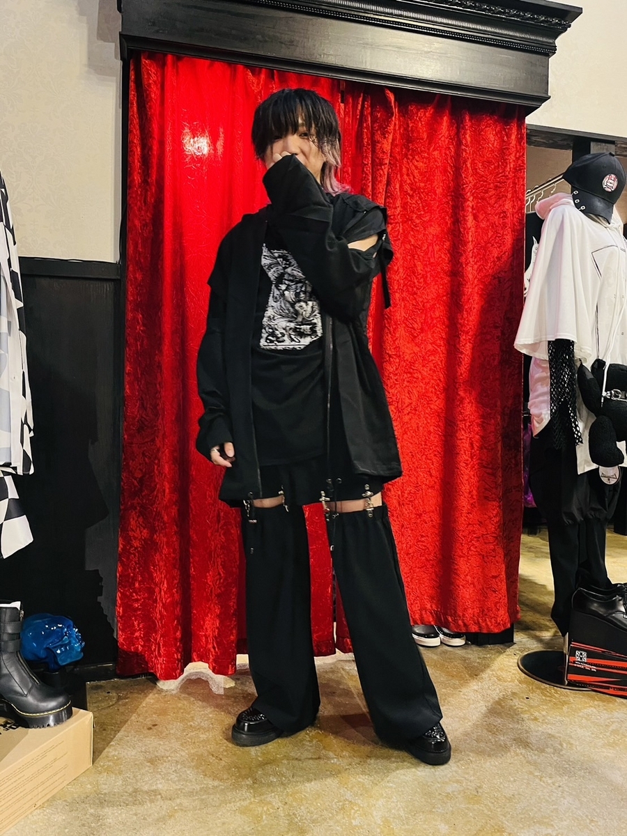 入荷が止まらない⚠ ＃あと47日 - BitchGoldLabelの日記