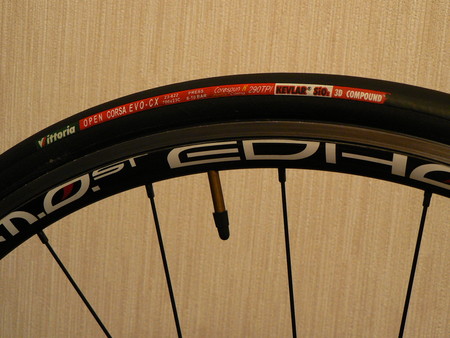 タイヤ交換 Vittoria Open Corsa EVO CX - 黒こんぶの日記