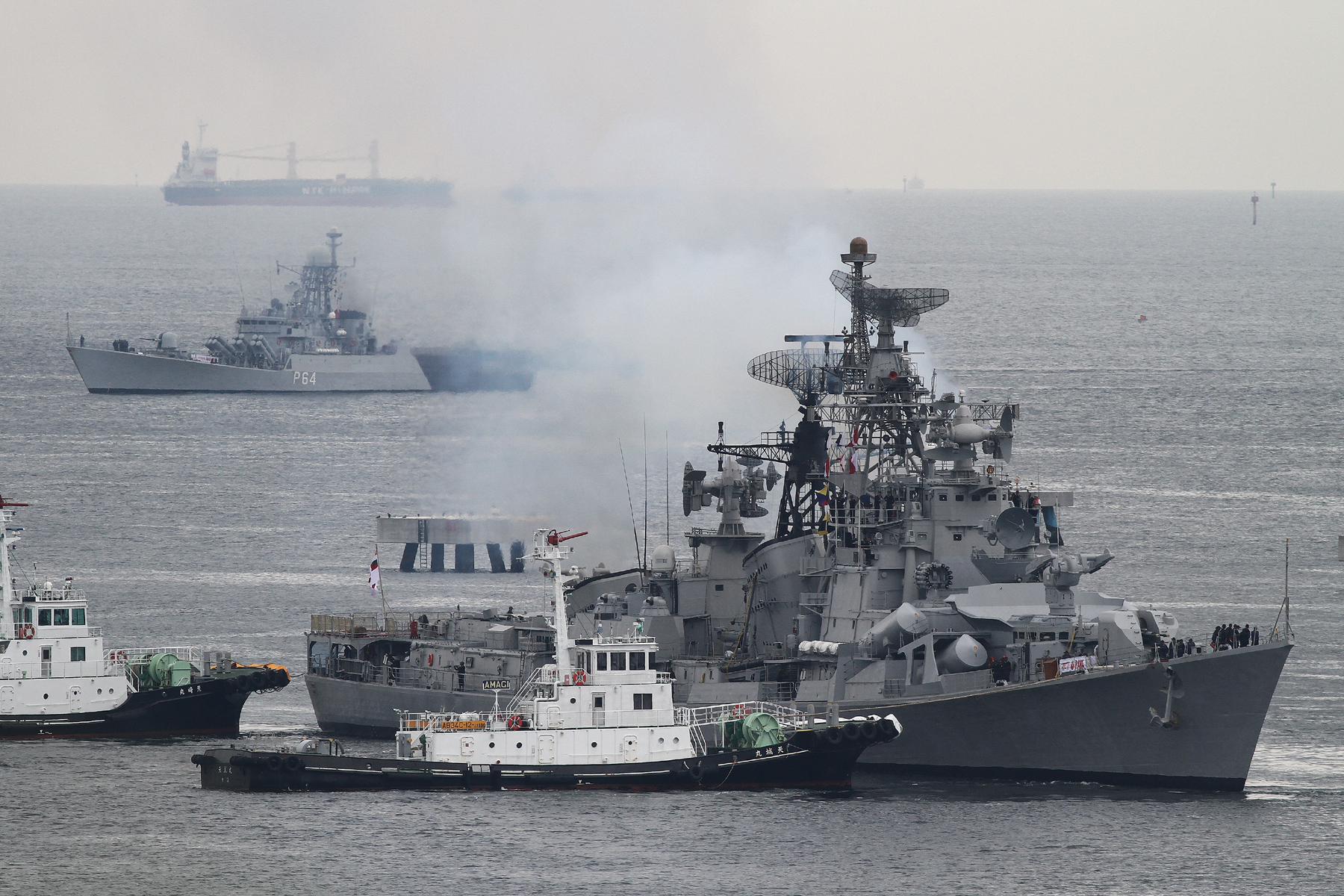 個別「[艦船]2012年6月5日 横須賀に入港するインド海軍の駆逐艦ラーナINS Rana D52」の写真、画像 - 艦船 ...