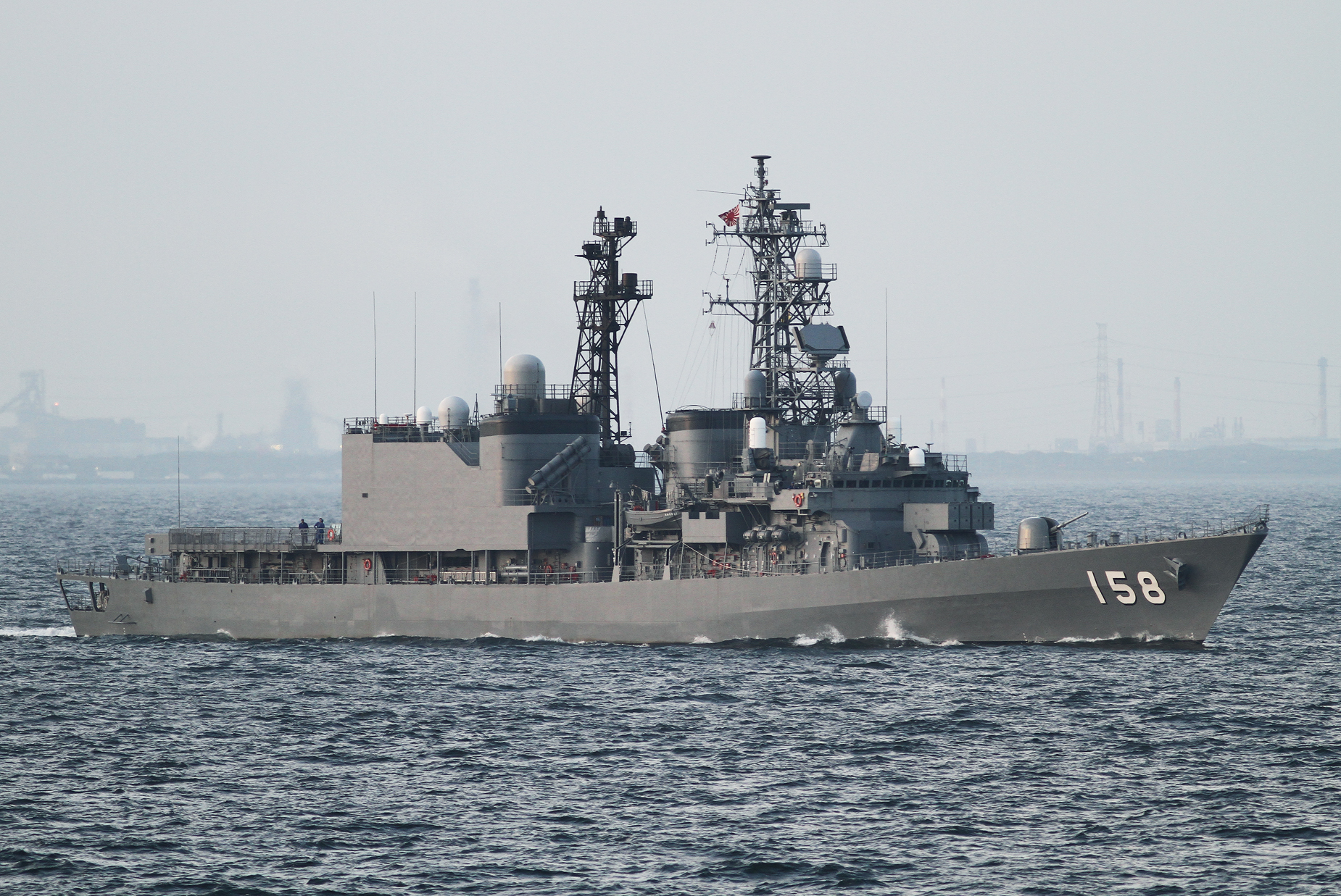 2017年７月15日　浦賀水道航路を南航する護衛艦うみぎりJS Umigiri DD158