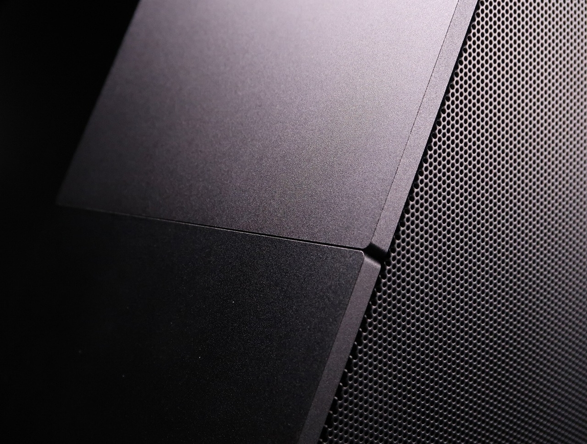 SFF界の最高峰ケース】FormD社 PCケース「T1 v2」が再販しました