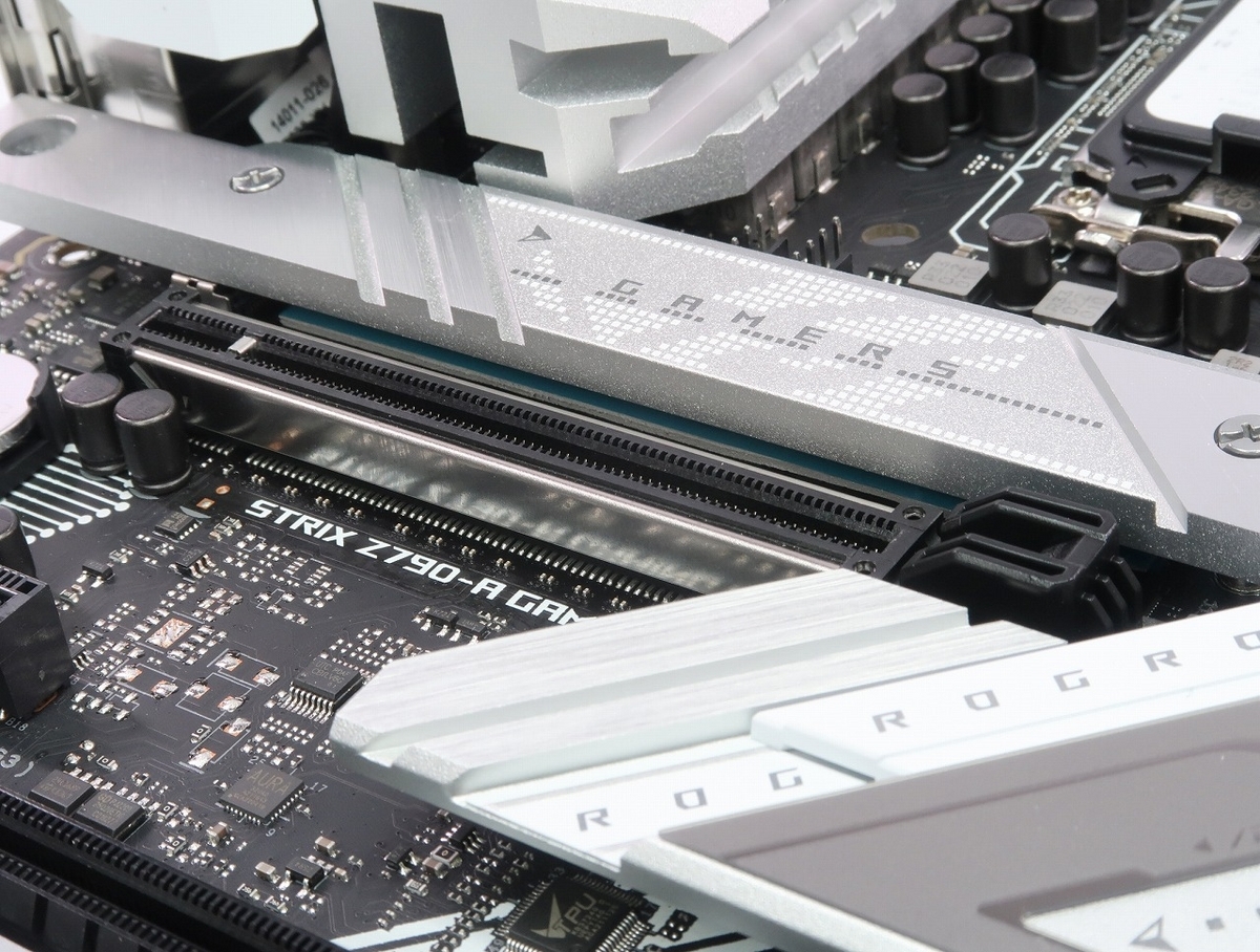 マザーボード ROG STRIX Z790-A GAMING WIFI D4 ROG STRIX Z790-A GAMING WIFI D4｜ASUS｜株式会社アユート PCパーツ