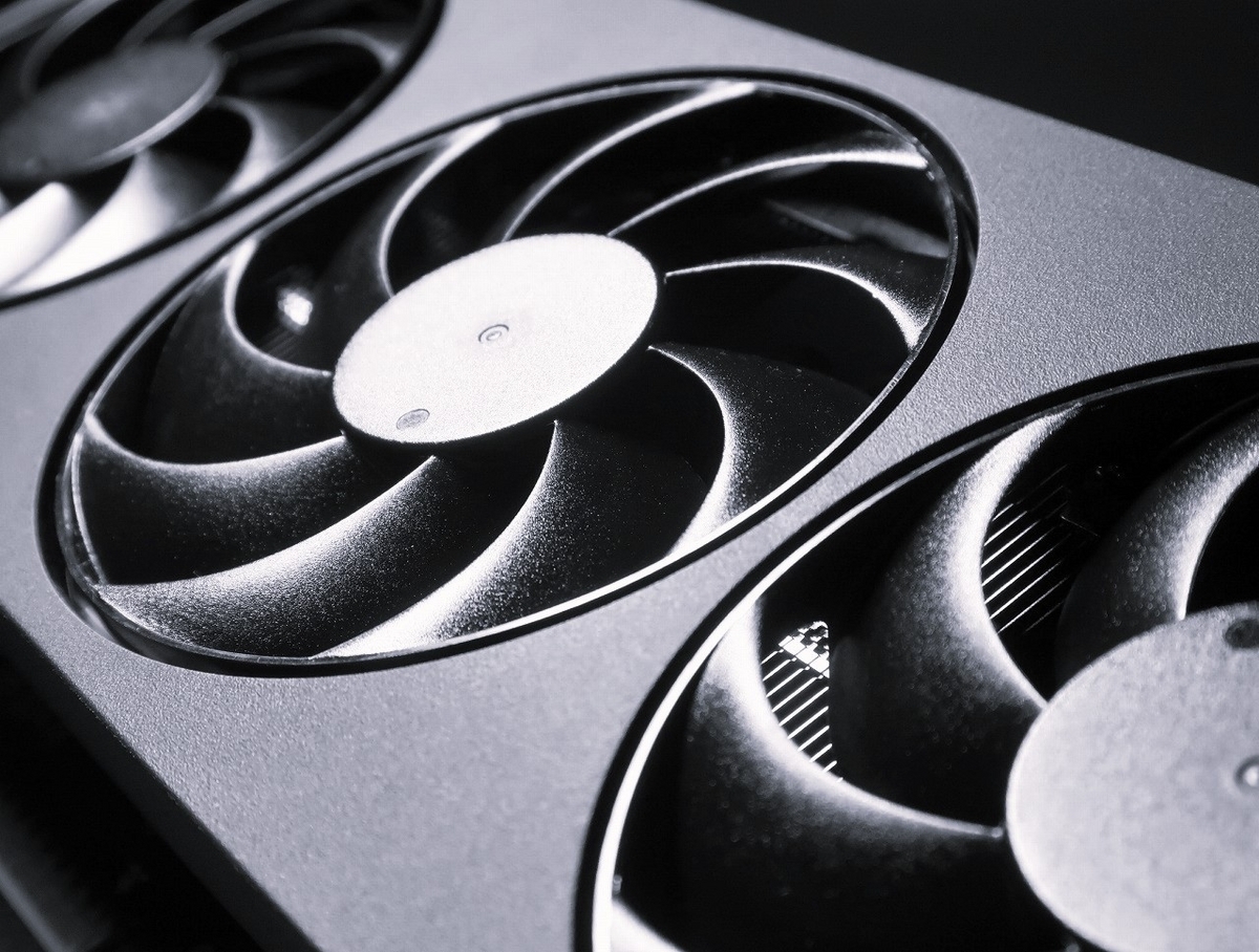 これぞ!ミニマルデザイン!】玄人志向社「RD-RX7700XT-E12GB」をレビュー - 新世代は旧世代を大きく超えよ これぞ!ミニマルデザイン!】玄人志向社「RD-RX7700XT-E12GB」をレビュー - 新世代は旧世代を大きく超えよ