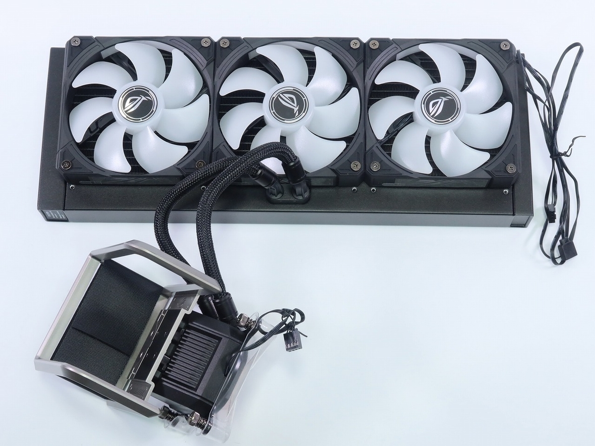 Corsair Dominator Titanium(黒)＋グラボスタンド GPU Anti-Sag