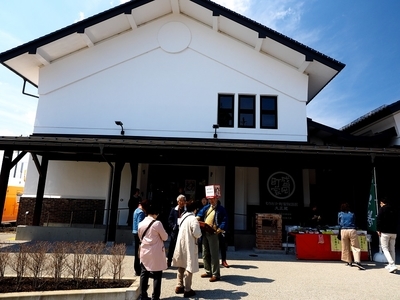 f:id:BuchiBuchi:20190415230040j:plain f:id:BuchiBuchi:20190415230040j:plain