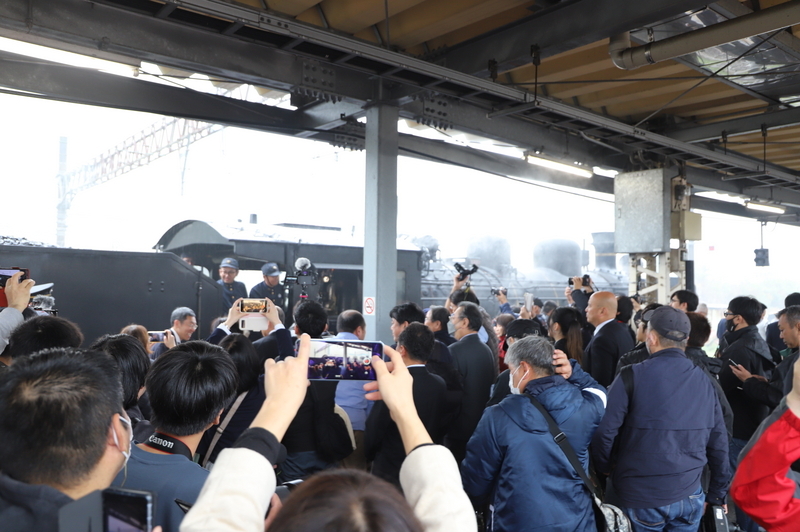 JR九州「SL人吉」ラストラン - 旅の途上で