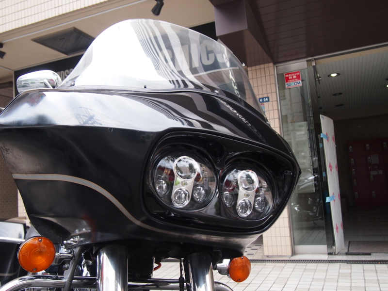 2003 FLTR ヘッドライト交換 LEDヘッドライト 純正P&A - CHICS blog
