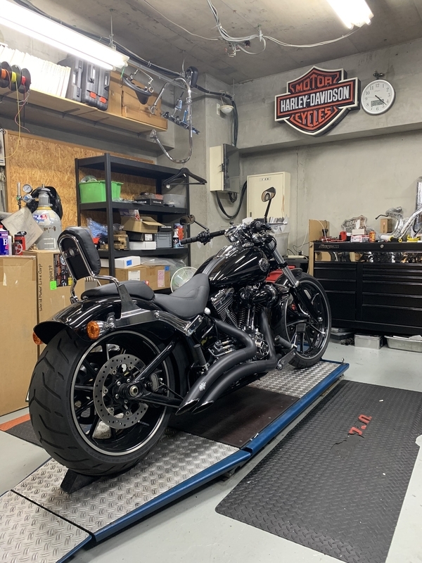 2015 FXSB リアフェンダー 2015 FXSB Thunderbike リアフェンダー シート制作 - CHICS blog