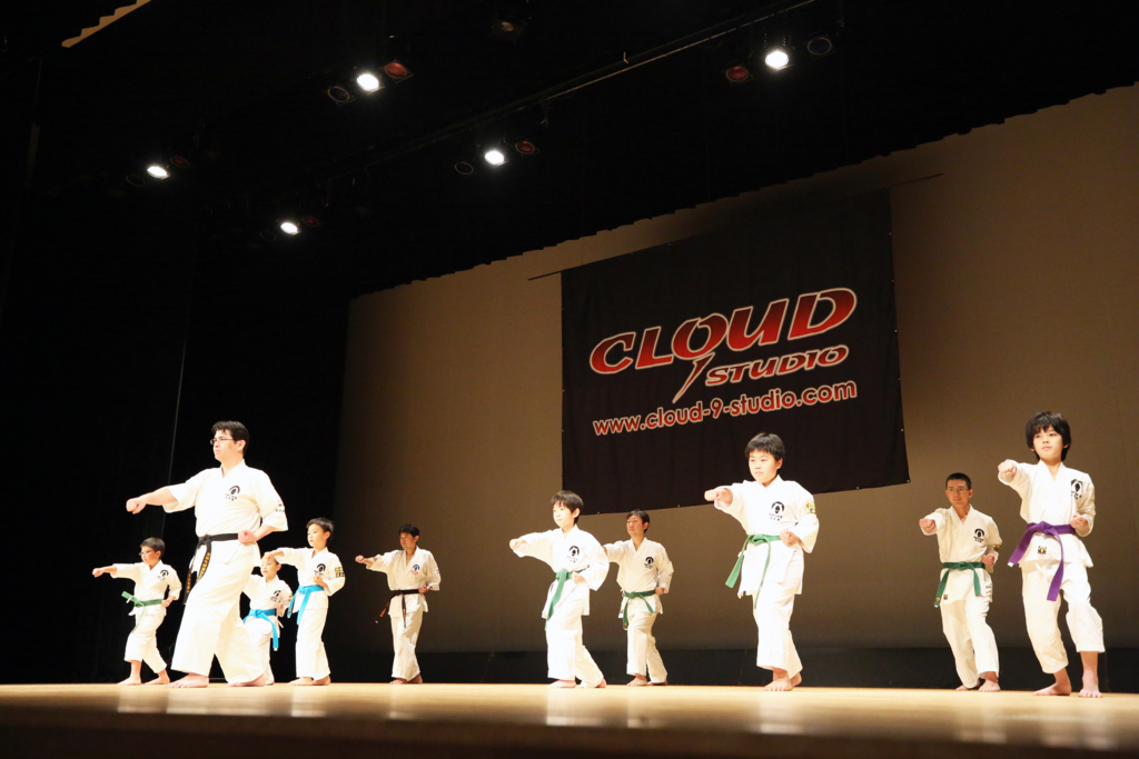 f:id:CLOUDNINE:20161106152719j:plain f:id:CLOUDNINE:20161106152719j:plain