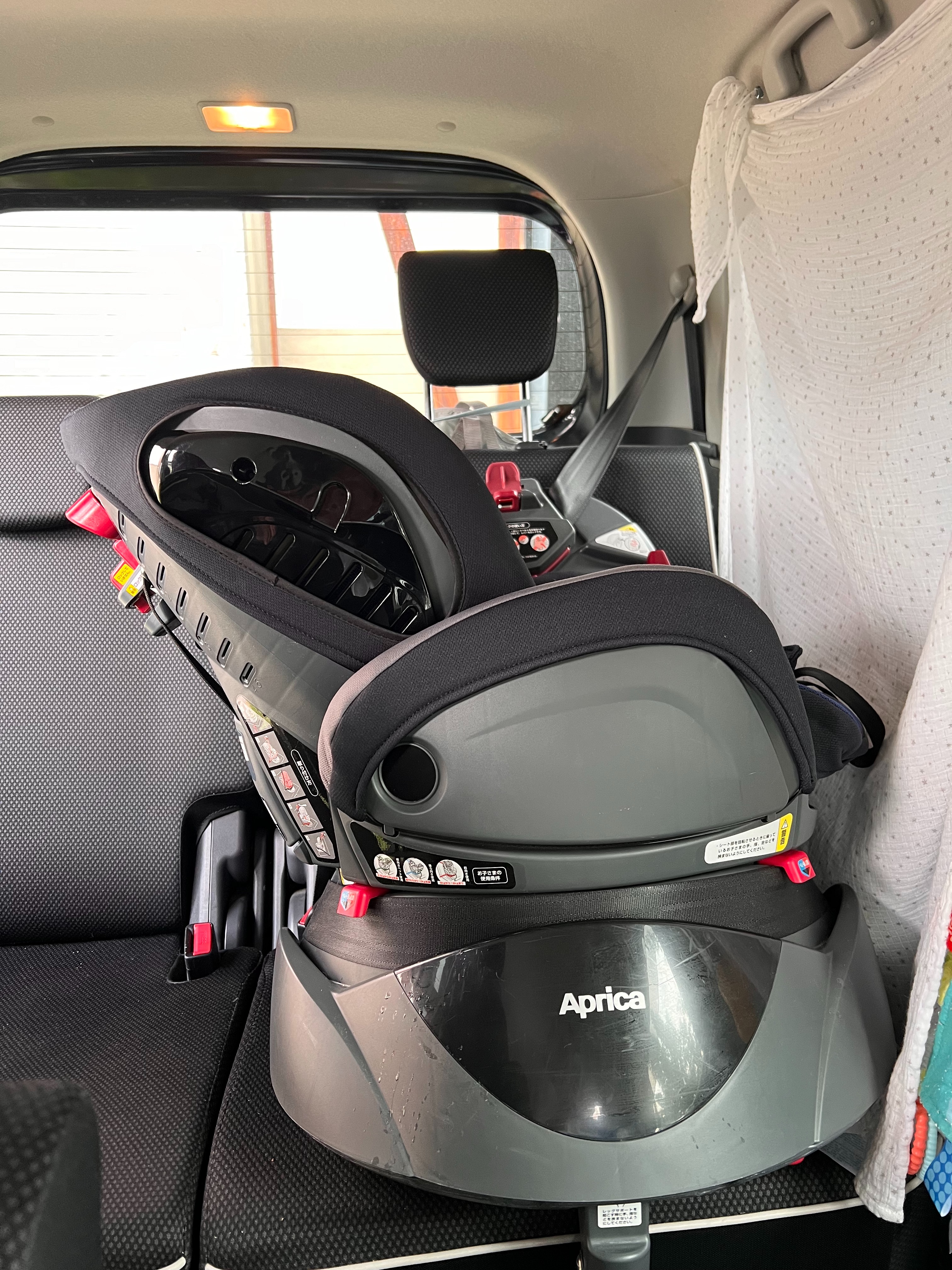【引き取り限定】ディアターンプラス アップリカ ディアターン プラス ISOFIX AB ネイビー（新生児