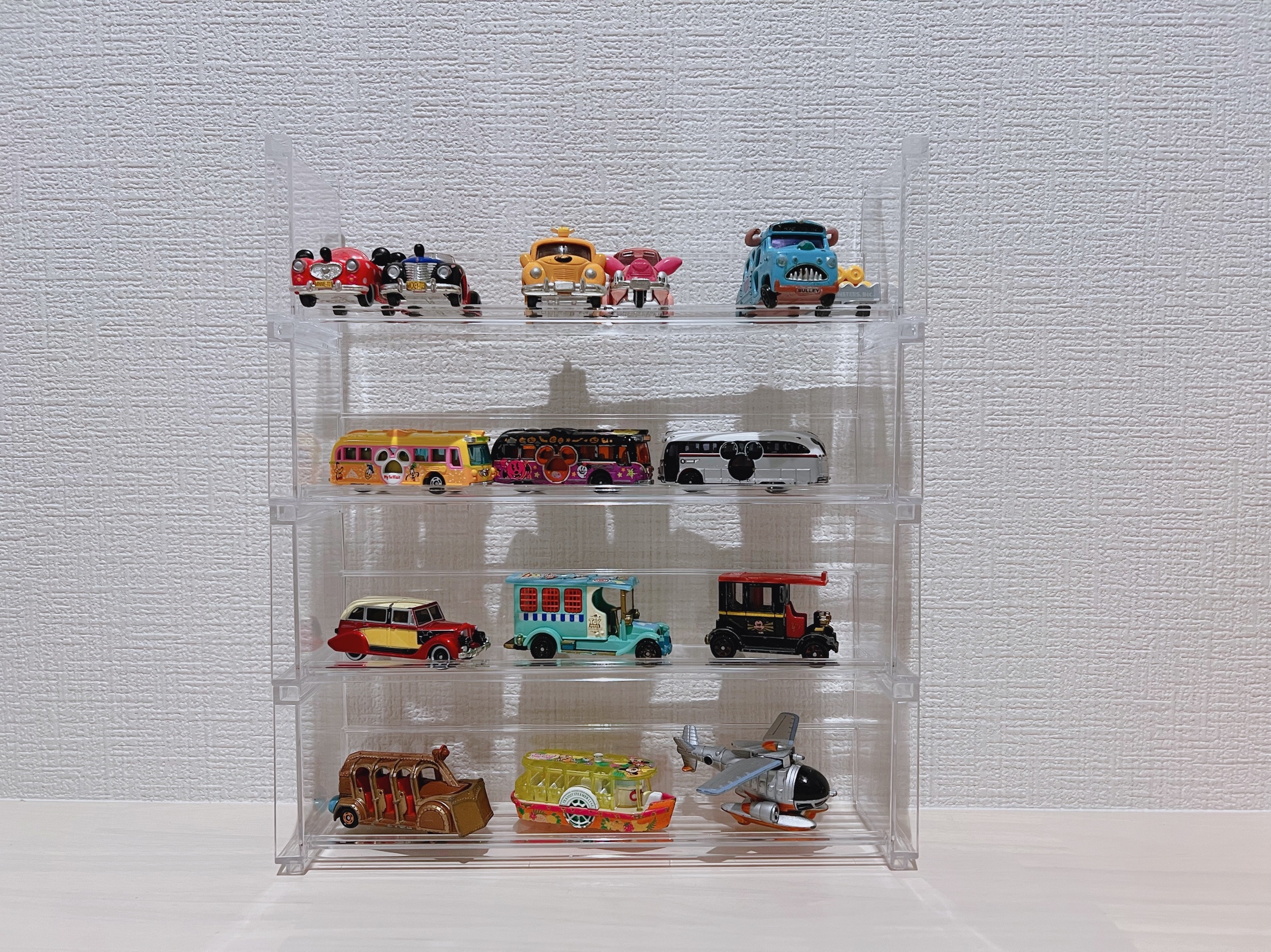 ディズニー　トミカ　まとめ売り　希少　あそべるケース付 100均セリアのディスプレイラックがトミカにぴったり！ディズニー