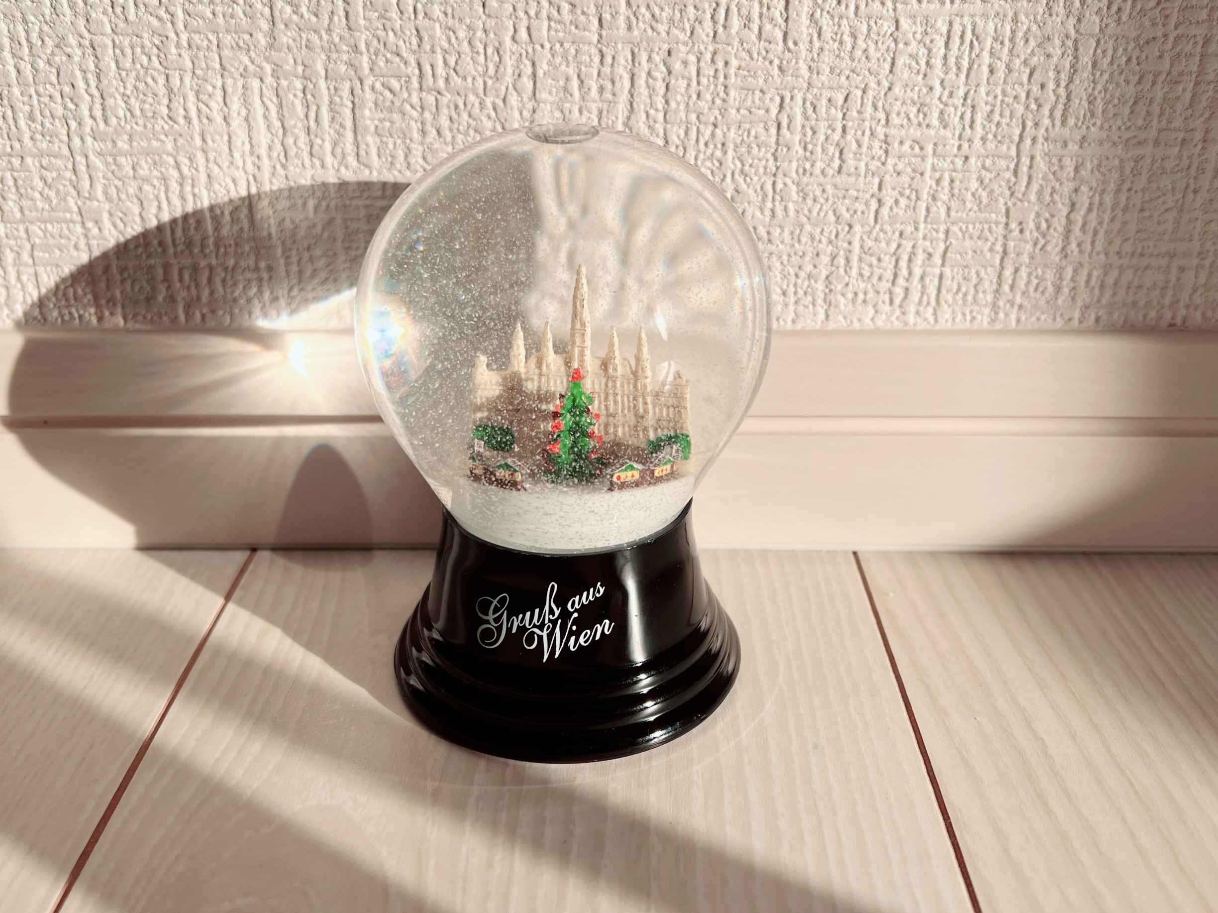 子どもへのプレゼントにPERZYのスノードームを選びました - 都会より