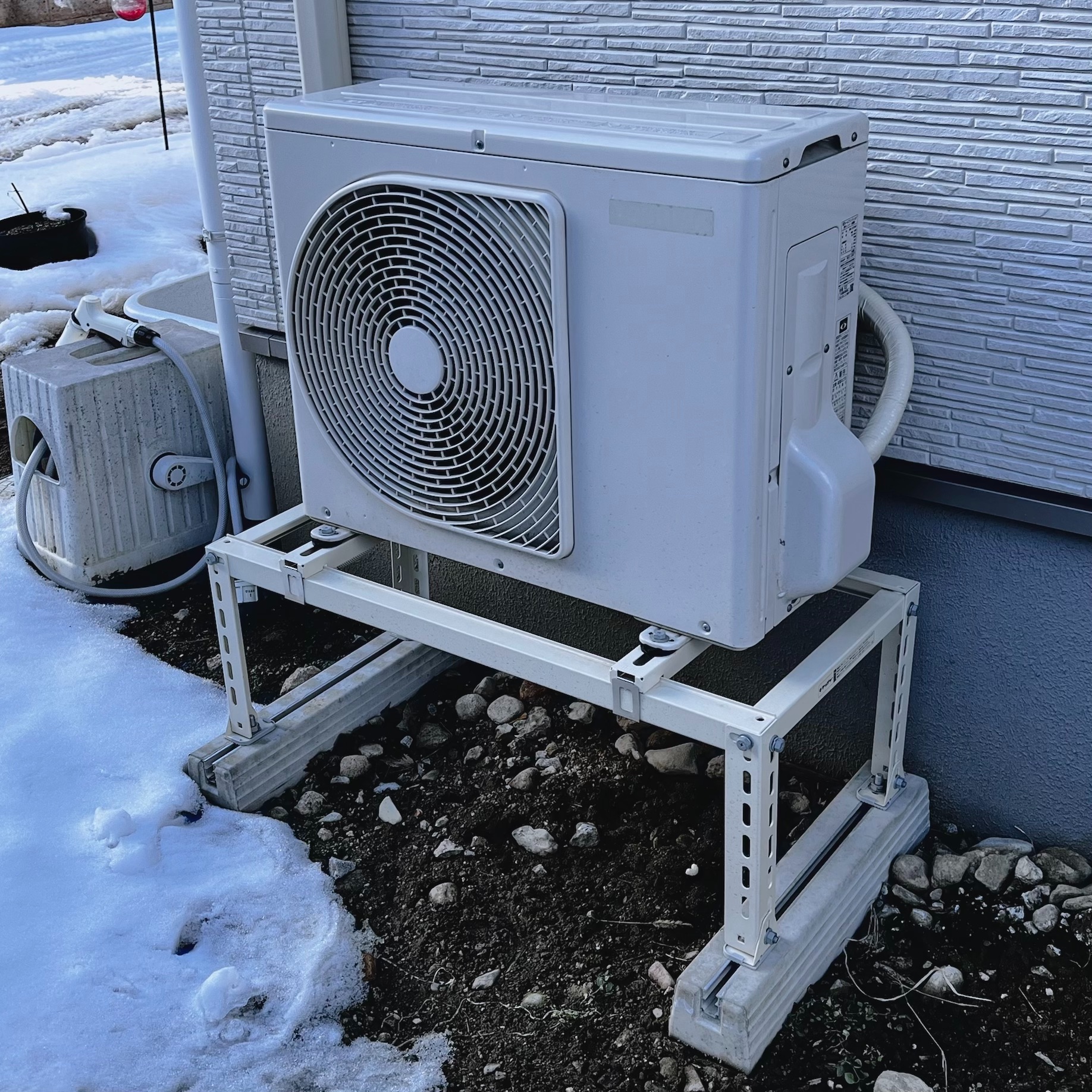 引っ越すのでエアコン2台です