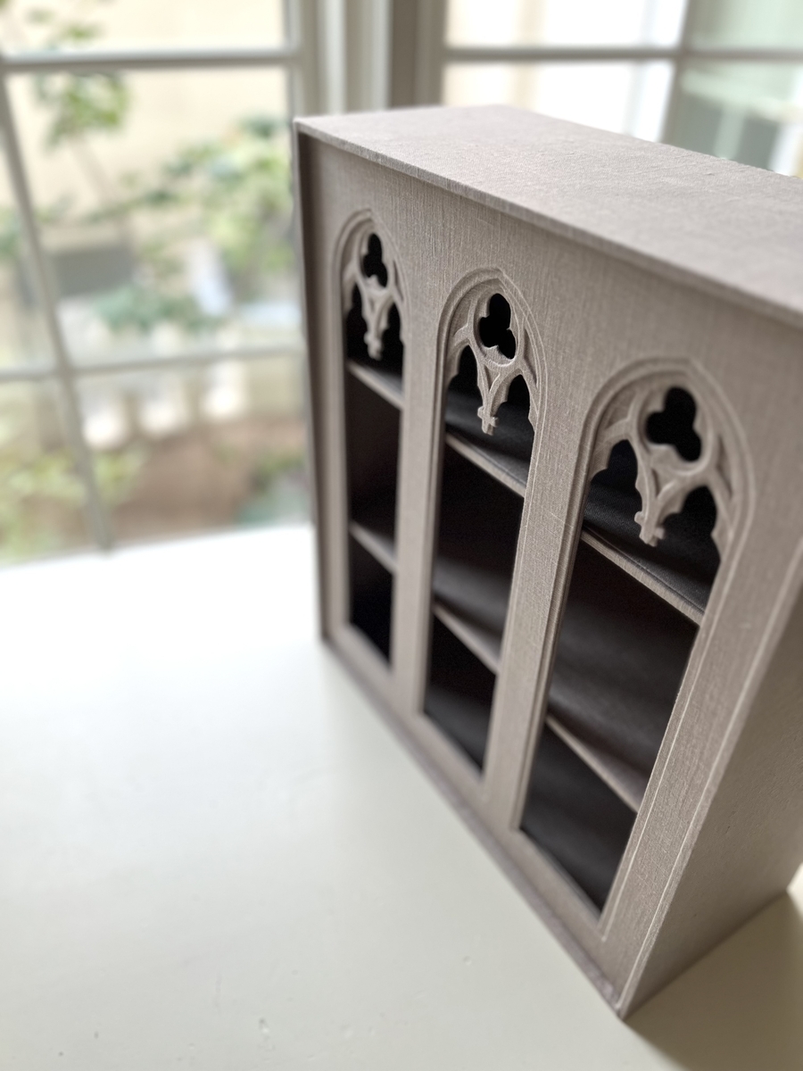 mini cabinet aux trois arches classiques / cartonnage COTTONTAIL