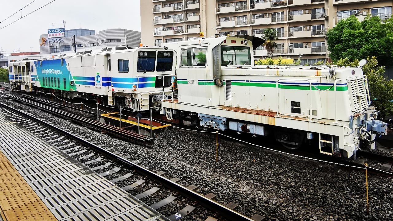 西武鉄道のマルチプルタイタンパー 東長崎駅にて 東京フォト鉄道 西武鉄道のマルチプルタイタンパー 東長崎駅にて 東京フォト鉄道