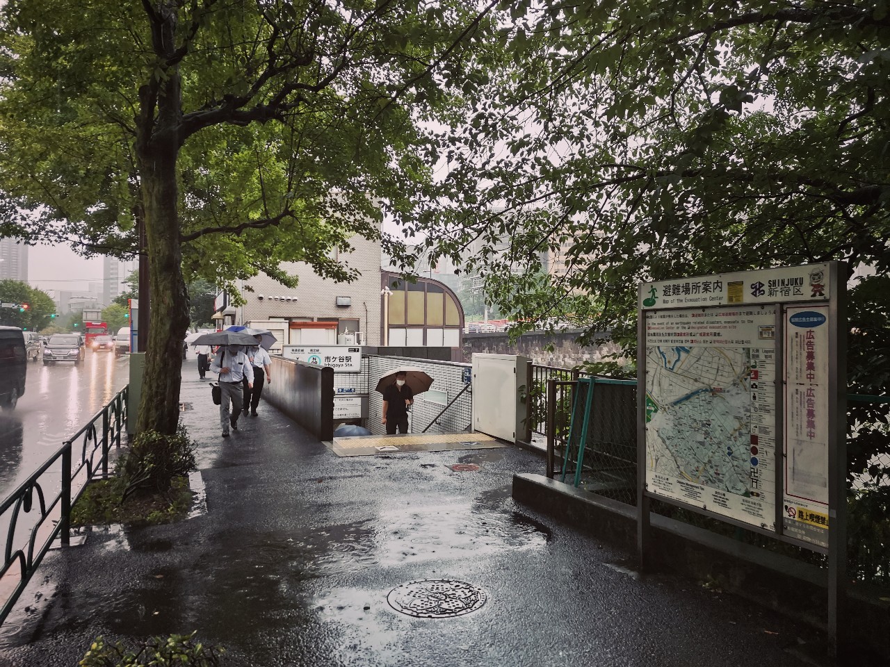 有楽町線 市ケ谷駅 7番出入口 周辺風景と出口情報 東京フォト鉄道
