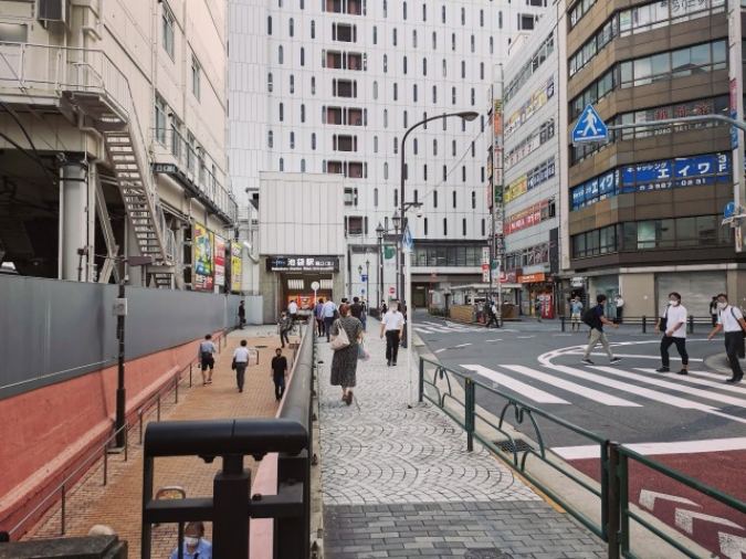 池袋駅西口（北）の周辺風景