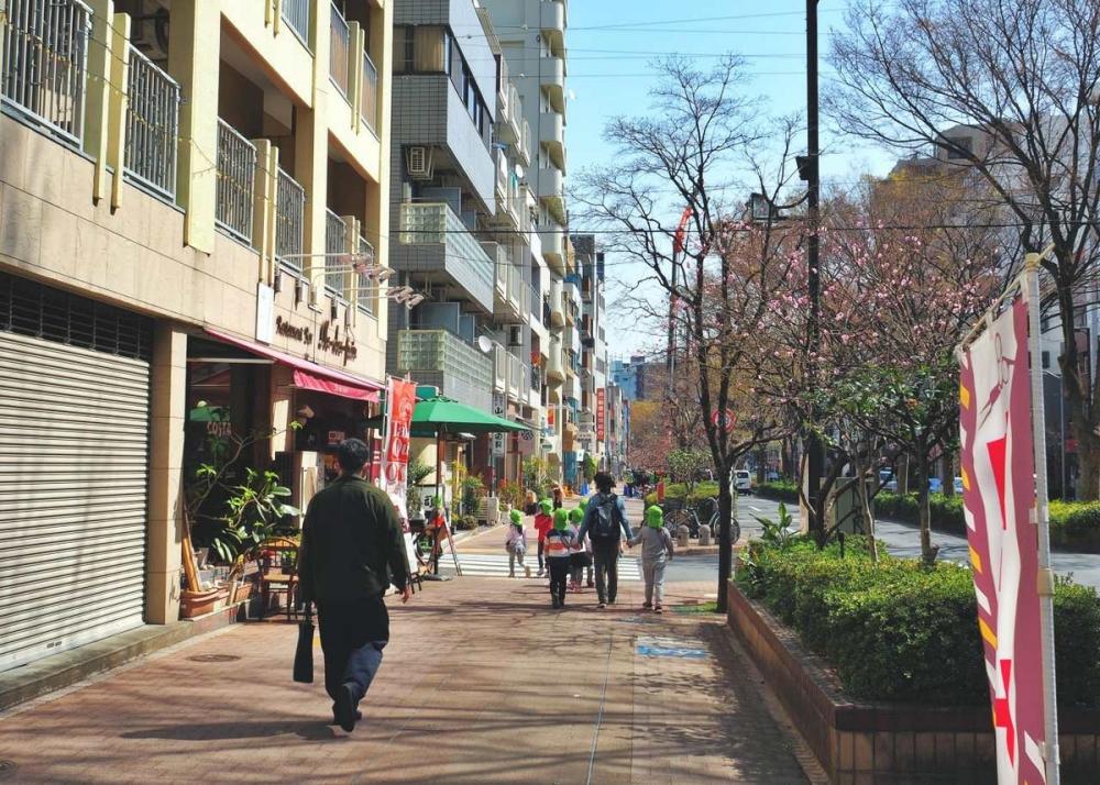 早稲田鶴巻町537番付近の風景