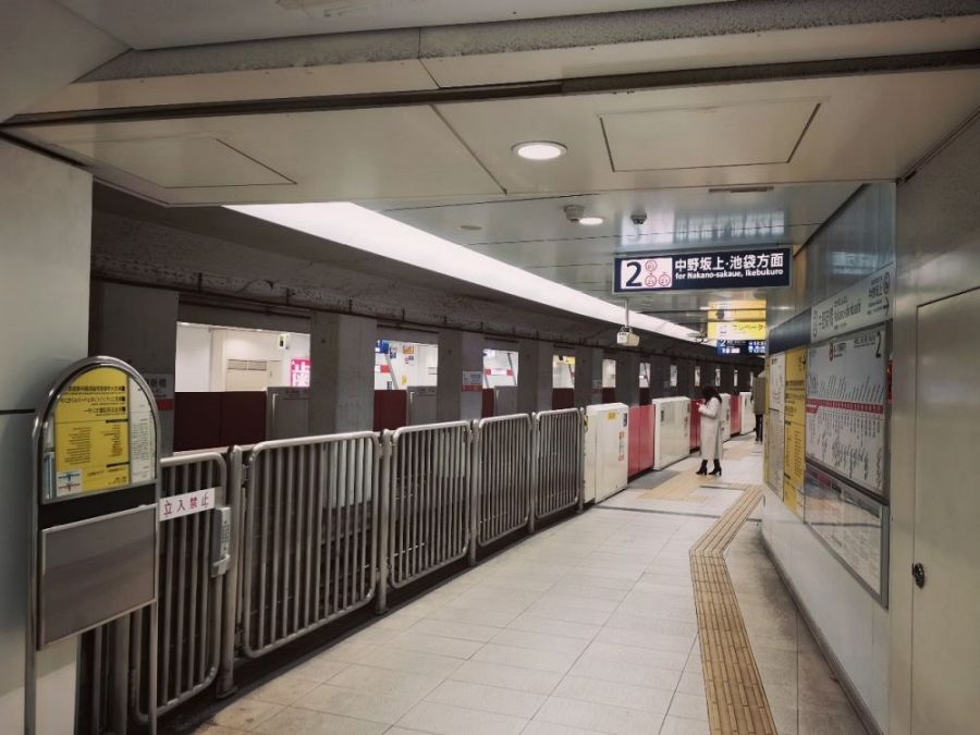 中野新橋駅 構内