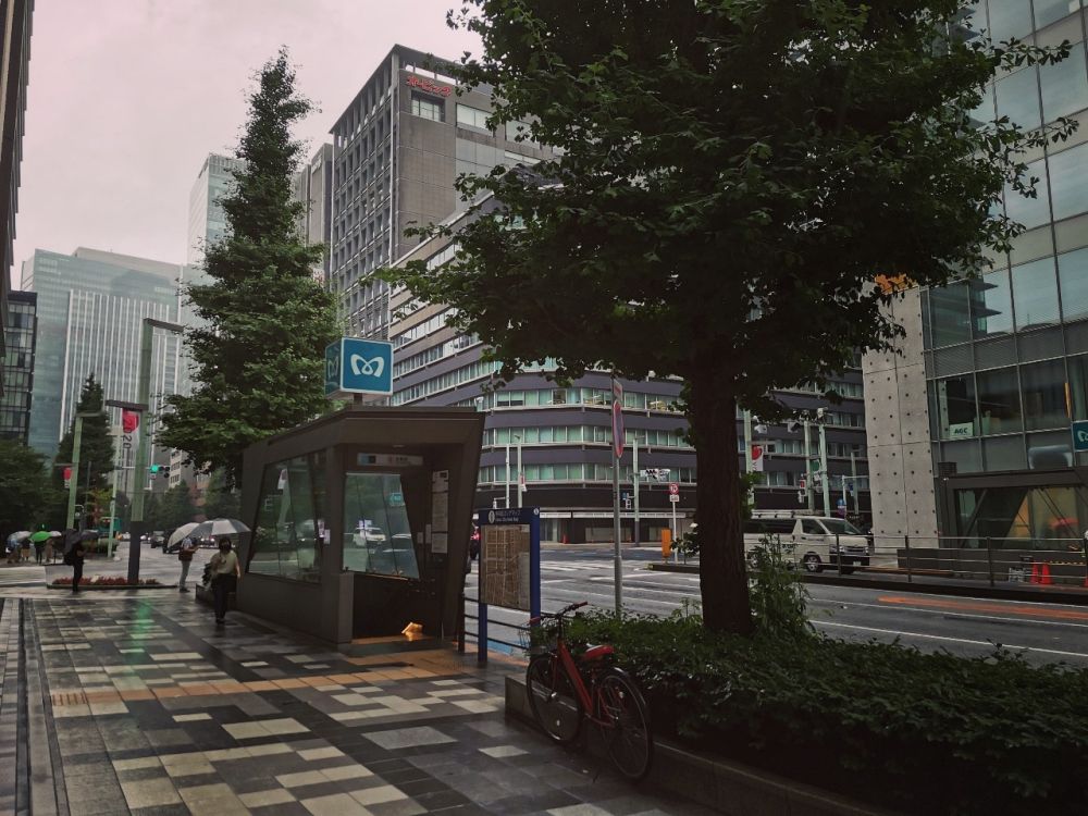 京橋駅 1番出口の周辺風景