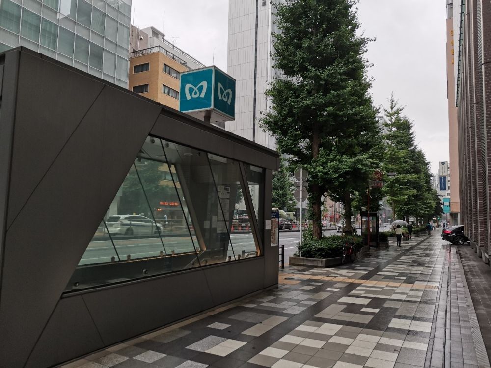 京橋駅 1番出口の周辺風景