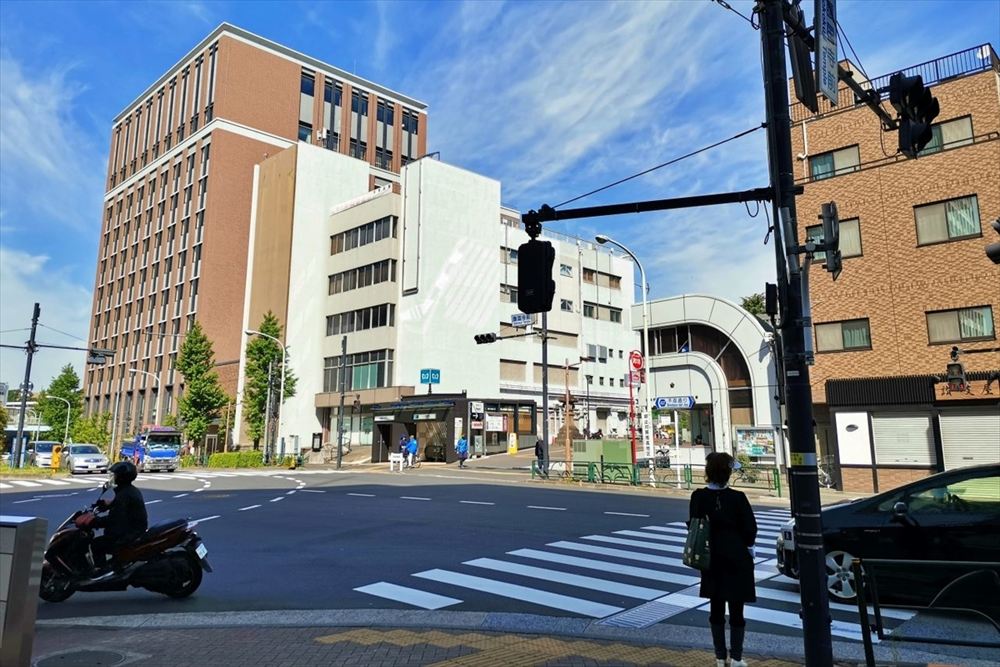 護国寺駅 4番出入口