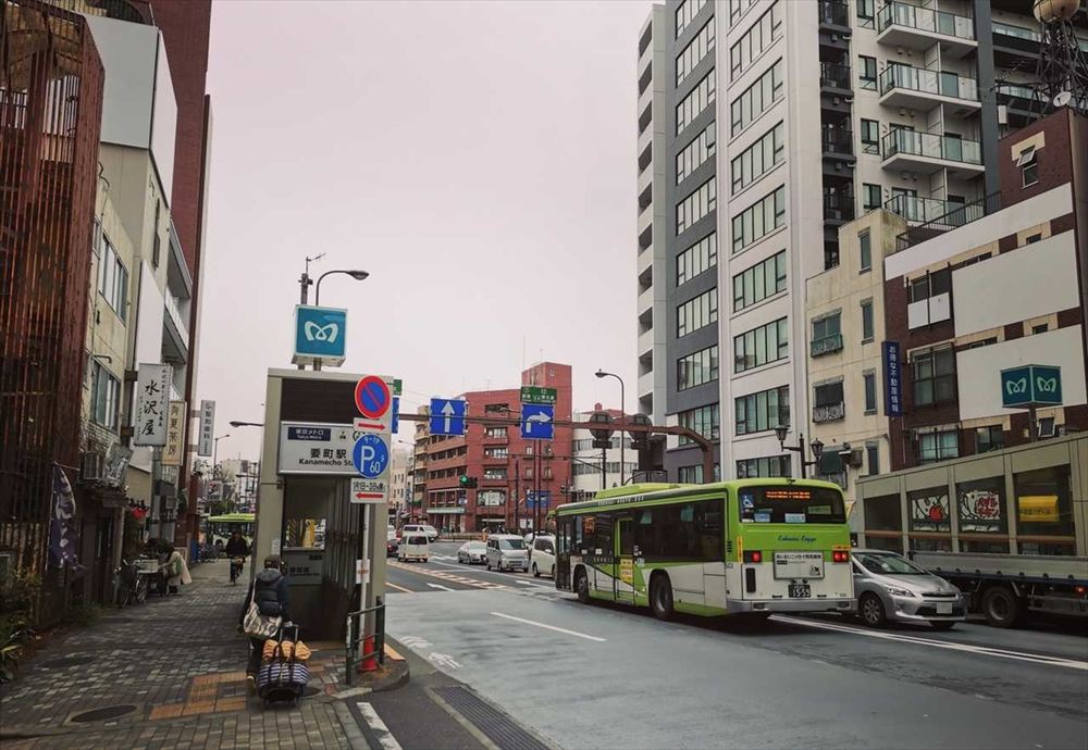 要町駅 6番出入口