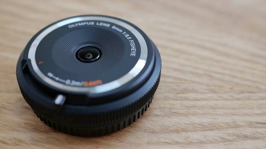OLYMPUS フィッシュアイ レンズ9mm F8.0 魚眼レンズ Amazon.com : OLYMPUS OM SYSTEM 9mm f8.0 Fisheye Body Cap