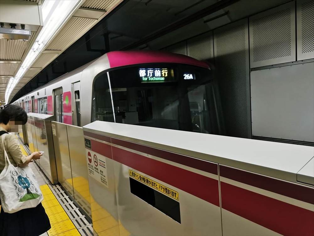 上野御徒町駅 ホーム