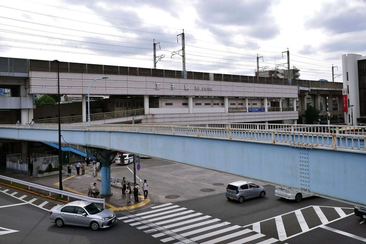 JR王子駅の北口周辺の風景写真