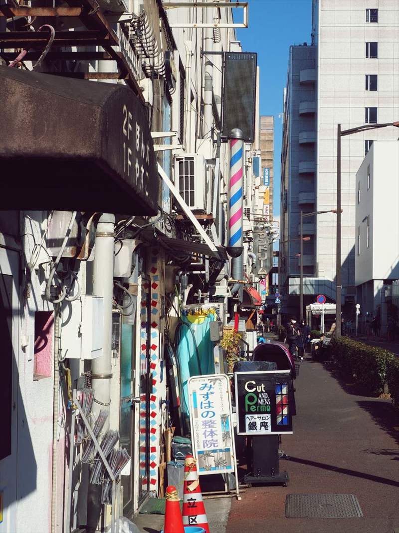 千路通り沿いの商店街