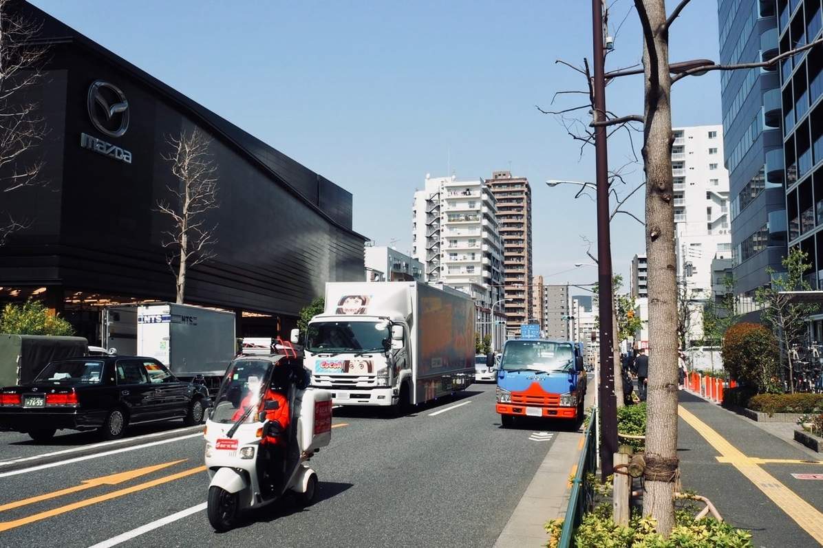 西早稲田駅 １番出口前の周辺風景