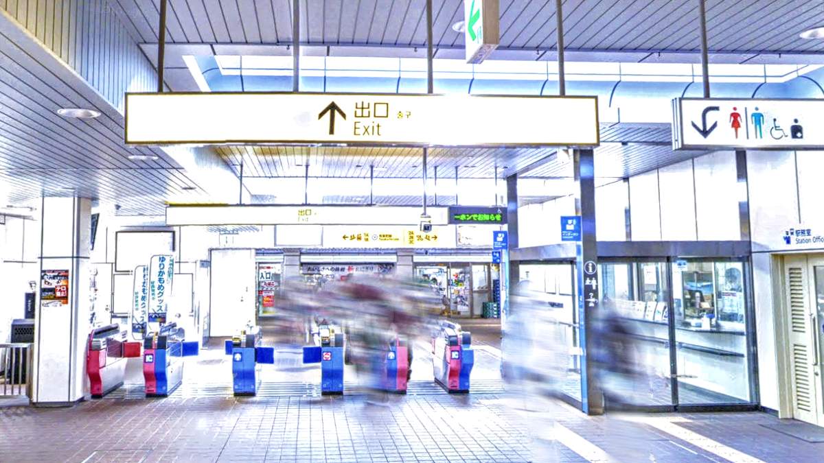 豊洲駅のゆりかもめの改札口