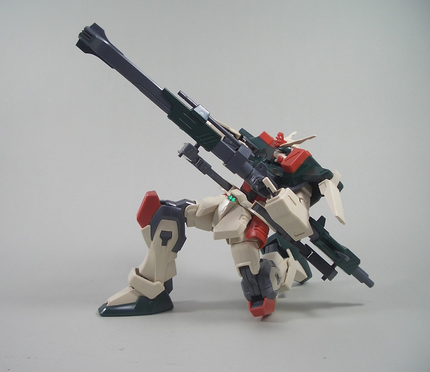 バンダイ 未組立 MG　バスターガンダム ○ 未組立 1&frasl;100 MG バスターガンダム 「機動戦士ガンダムSEED」 バンダイ