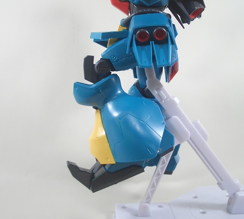 RE/100 ヤクト・ドーガ（ギュネイ・ガス機） 素組みレビュー - つみ