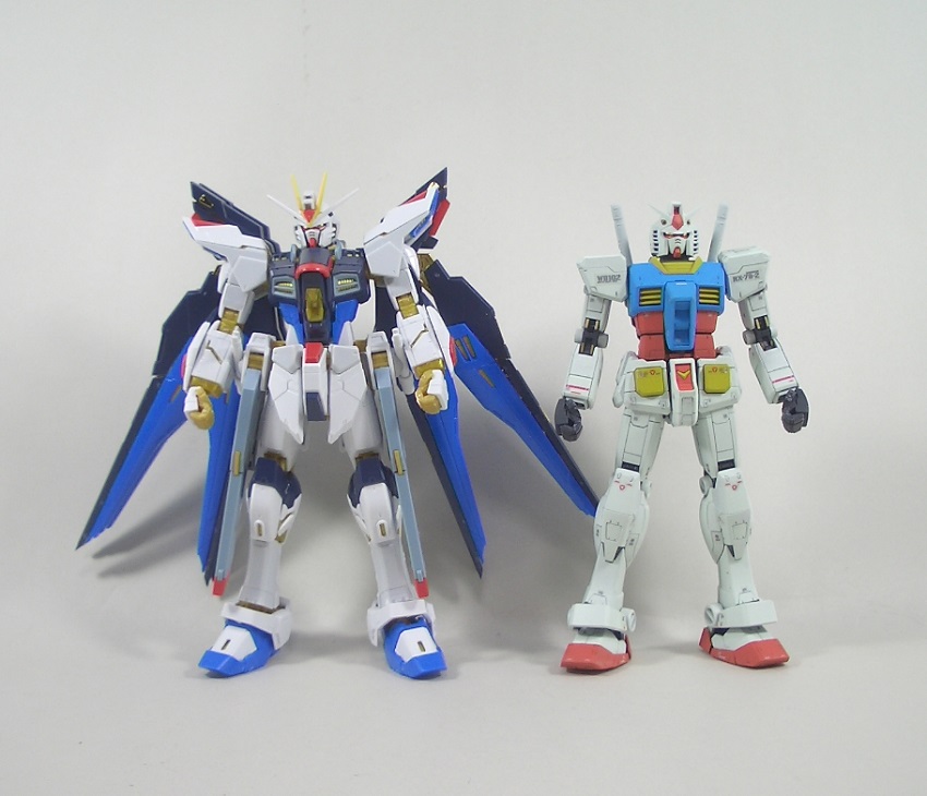 MG ストライクフリーダムガンダム ＆ RG ストライクフリーダムガンダム ガンプラ】MGEX 1/100『ストライクフリーダムガンダム』機動戦士
