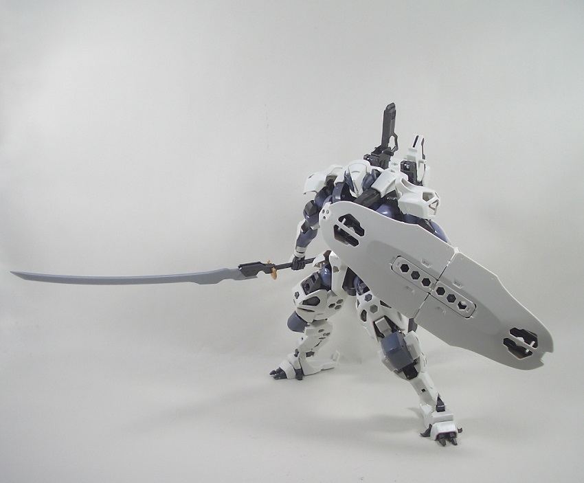 ヘキサギア ブイトール 素組みレビュー - つみプラファクトリー