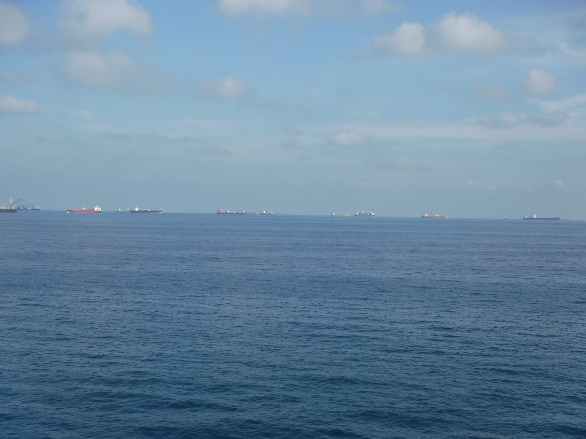 シンガポール　船