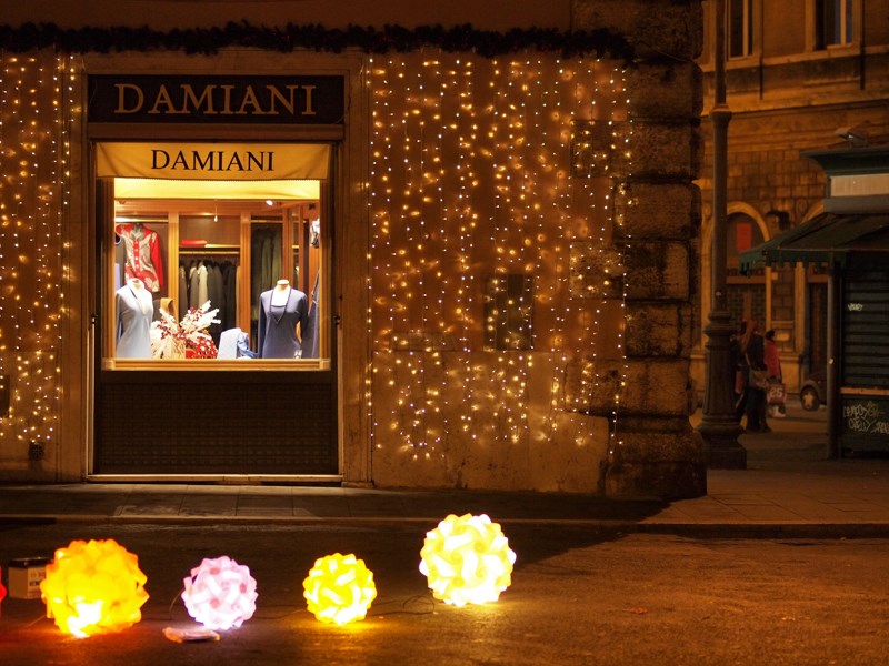 クリスマスシーズンのローマの街 ショーウィンドウ デコレーション編 Chiezaru S Diary