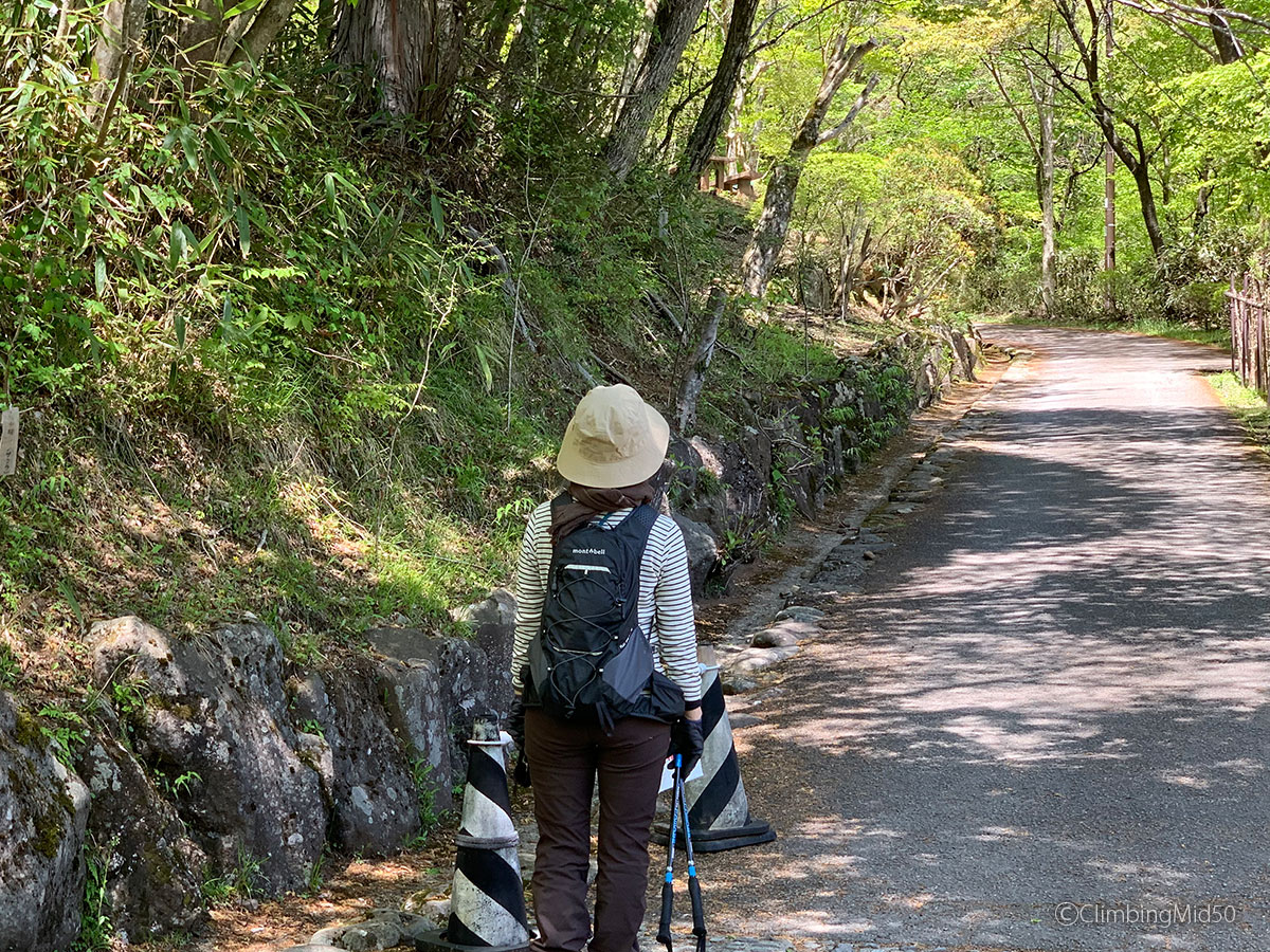 登山口入口