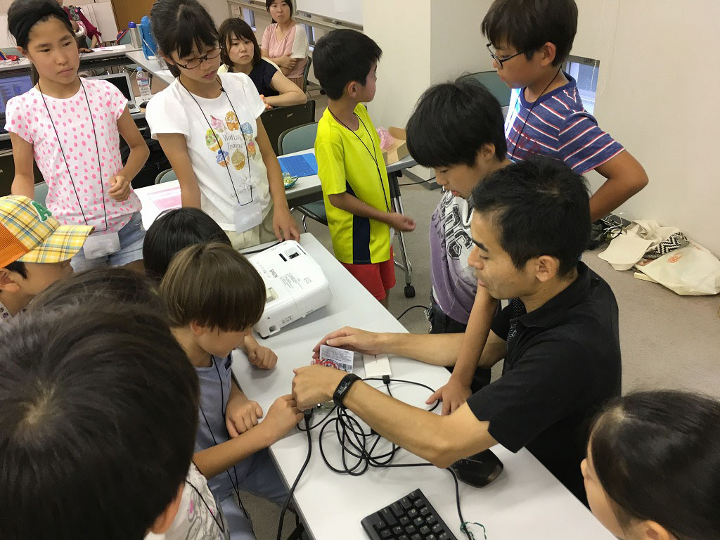 f:id:CoderDojoNagoya:20170902235331j:plain f:id:CoderDojoNagoya:20170902235331j:plain