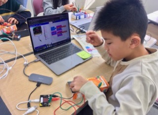 f:id:CoderDojoTamamira:20200119100441j:plain f:id:CoderDojoTamamira:20200119100441j:plain