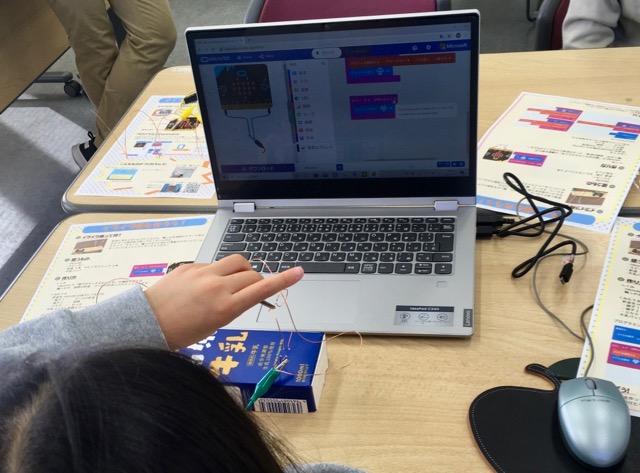 f:id:CoderDojoTamamira:20200119100445j:plain f:id:CoderDojoTamamira:20200119100445j:plain