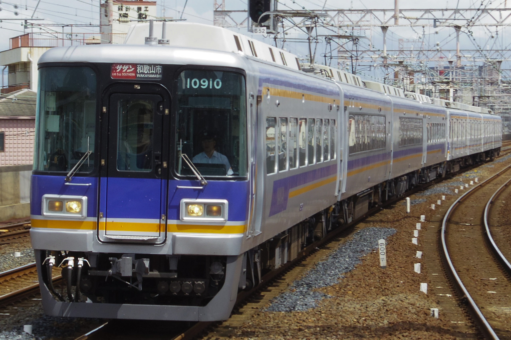 f:id:ComExp2133:20180824012404j:plain