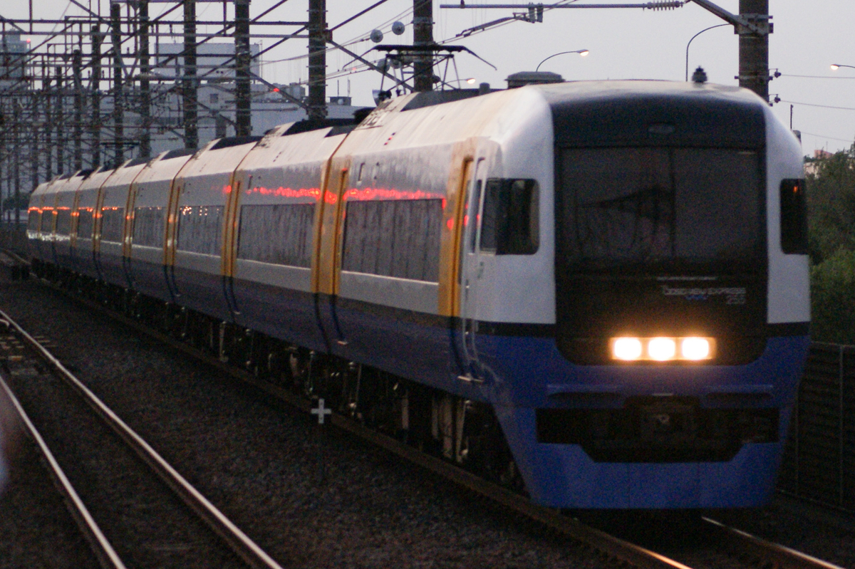 久しぶりの京葉線撮影記。255系回送、E257系わかしお、ケヨ34編成等