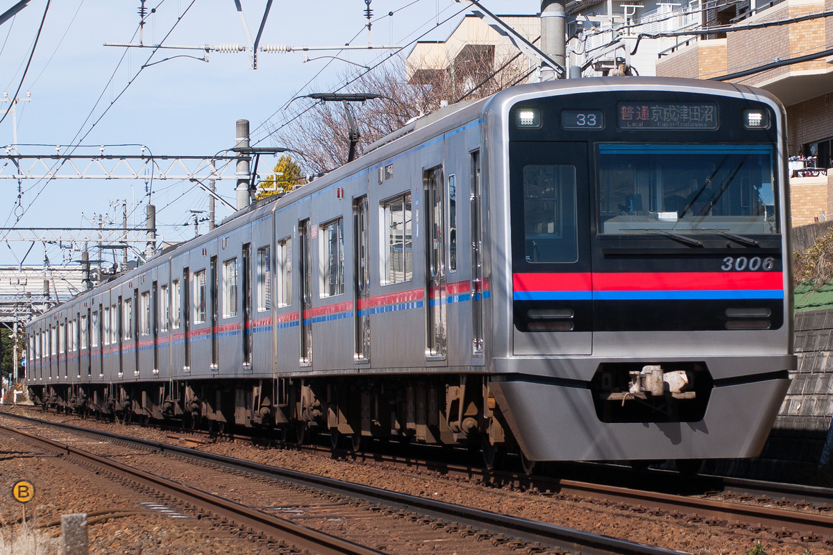 朝の京成撮影記。京急車快速と、懐かしいヘッドライトの3700形