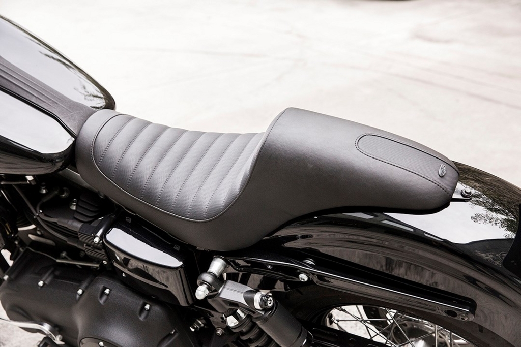 ローランドサンズデザインRoland Sands Design シート ハーレー ダイナ用ローランドサンズ・デザイン シート｜ハーレーカスタム