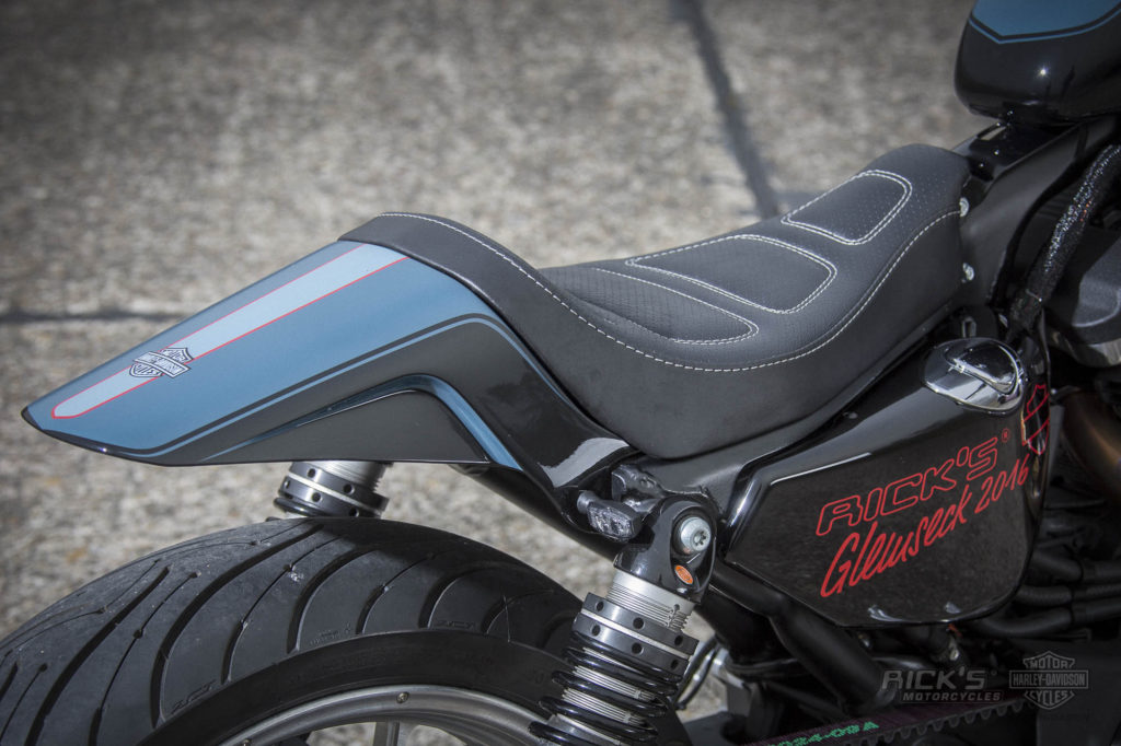 パーツ：Rick's Motorcycles「Sportster Rear Fender Kit Raceline