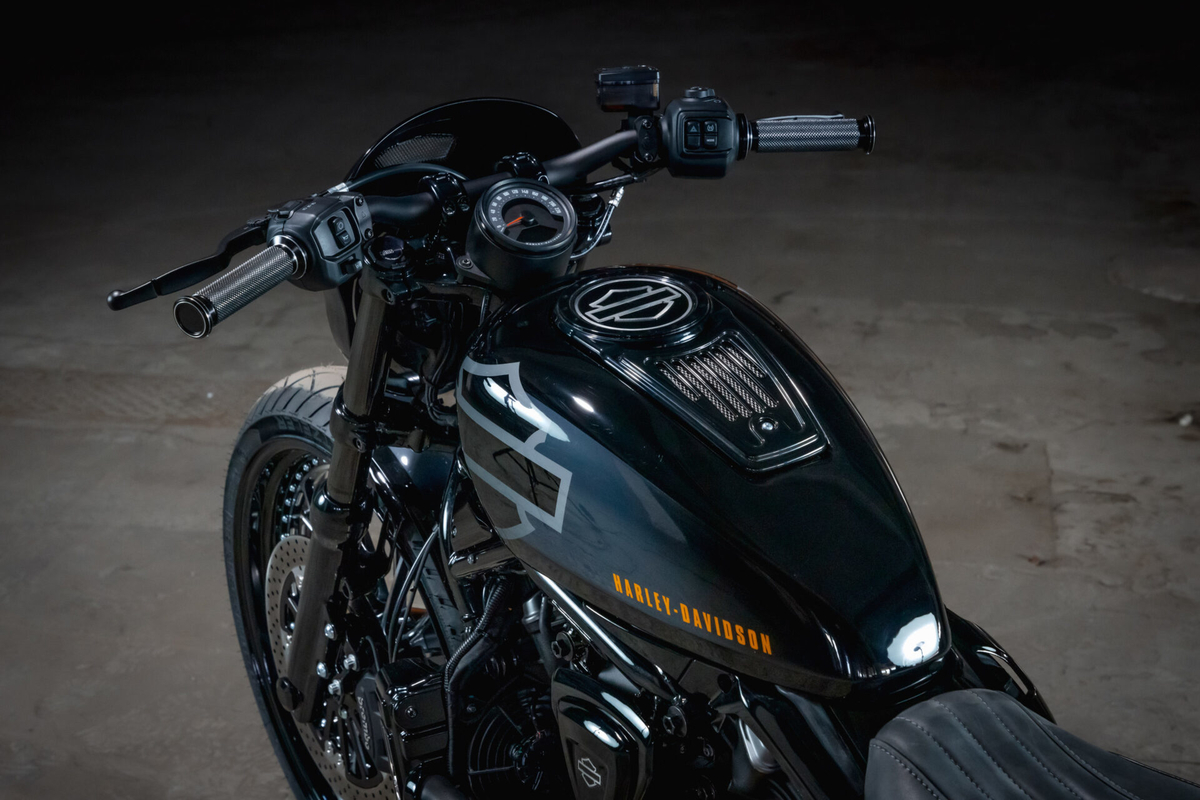 バイク:Thunderbike「PROJEKT X NIGHTSTER」 - Cray Cray Post バイク:Thunderbike「PROJEKT X NIGHTSTER」 - Cray Cray Post