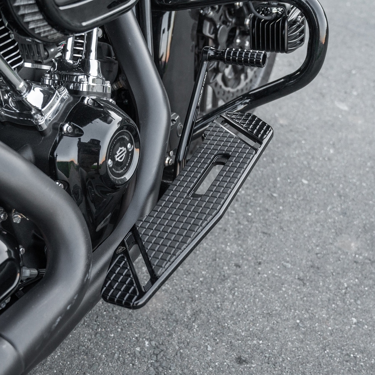 スポーツスター社外マフラー ハーレー Arlen Ness アレンネスマフラー（アレンネス(Arlen